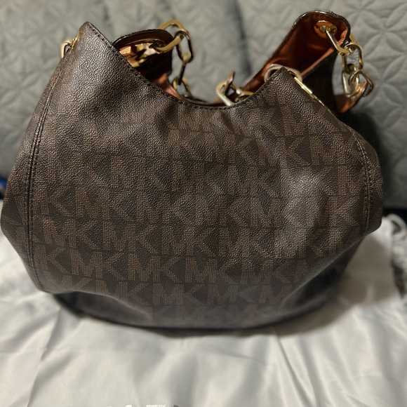 Michael Kors Large Brown Leather - Picture 2 of 5